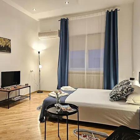 Sweet Dreams Suites Calea Victoriei Sunny Studio-2